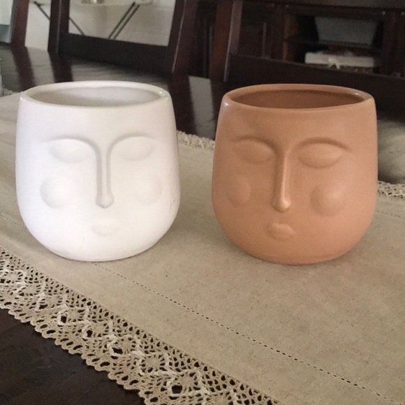 Set of 2 Planters New - Picture 4 of 9